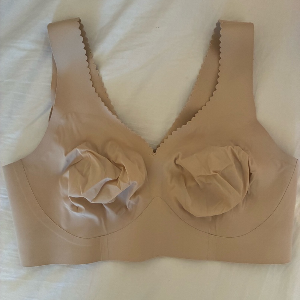 Evelyn and Bobbie ‘Evelyn’ bra